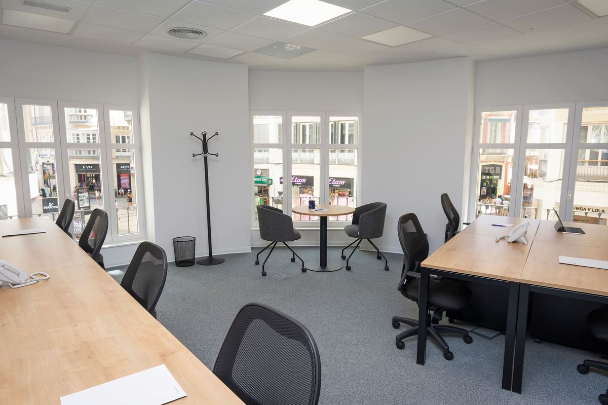 Espace de coworking First Workplaces Larios à Málaga