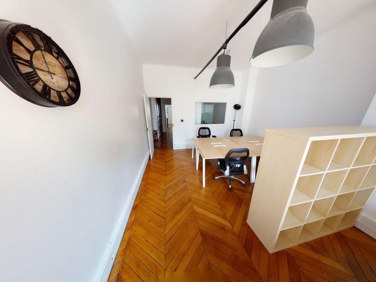 Espace de coworking Les Nouveaux Bureaux Faubourg Poissonnière à Paris