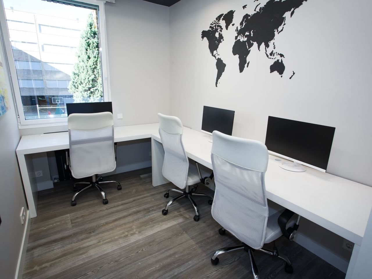 Elite Business Center