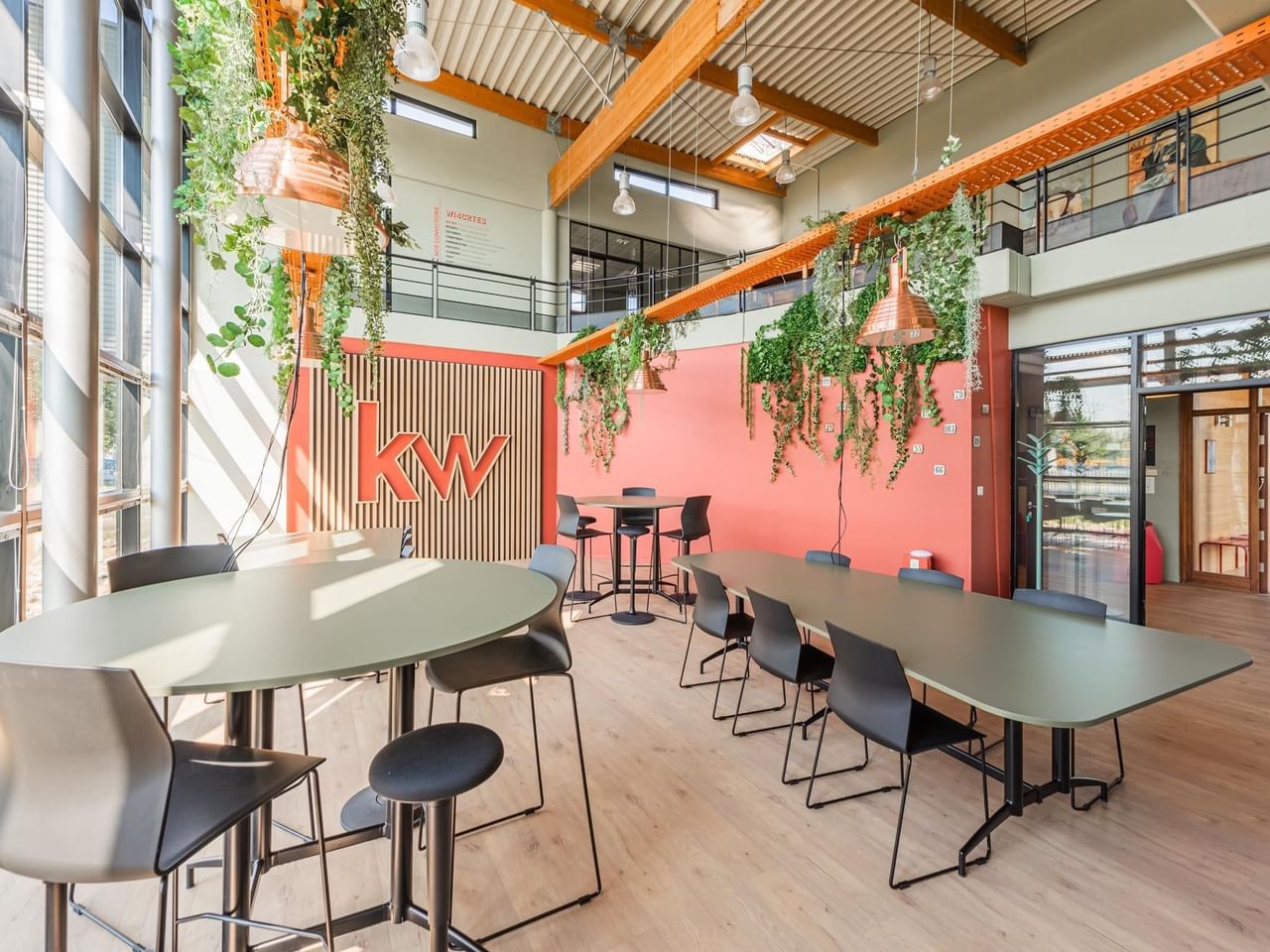 Keller Williams Signature - Coworking