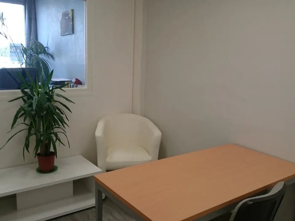 Leonard Office