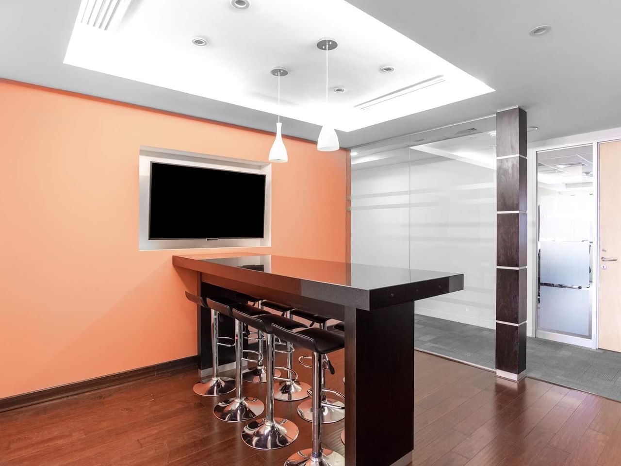 Regus (IWG) - Regus - Calle Las Orquideas 585
