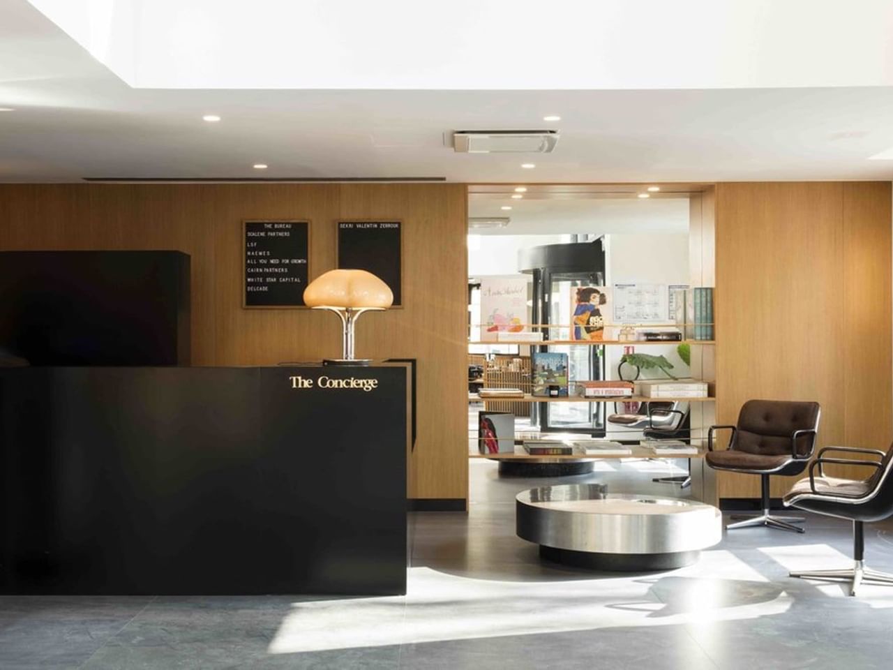 The Bureau - The Bureau 16 Cours Albert